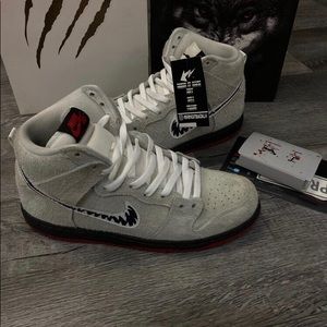 Nike SB Wolf in sheep’s Deluxe edition